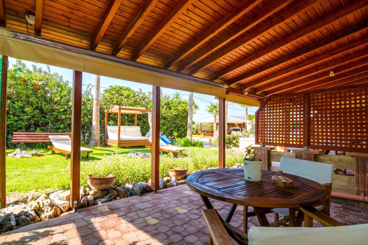 Thalassa Apartment *
